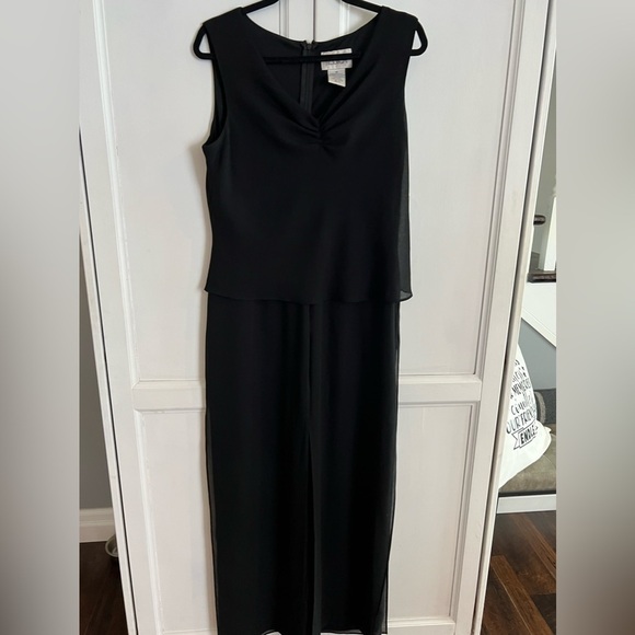 Ladies jumpsuit - Picture 1 of 7